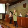 Letošní Liberecké psychologické dny měly několik es v rukávu! Tedy: zejména jubilejní již 20. ročník této úžasné akce, udělená záštita ze strany Nadace Dagmar a Václava Havlových VIZE 97, vzácný host v podání známého a oblíbeného herce, režiséra, divadelního ředitele a vysokoškolského pedagoga Tomáše Töpfera, skvělí účinkující, hosté, organizátoři, témata, co chytala za srdce, hudební vystoupení, a samozřejmě samotné motto akce. Tedy: "Život je jen náhoda ....."
